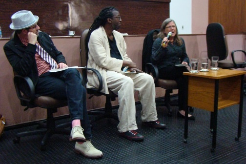 A group of people present at the Universidade Catolica.