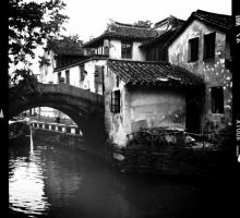 Zhouzhuang provided the writers yet another way to consider history, physical space, and the evolution and preservation of cities in China. 